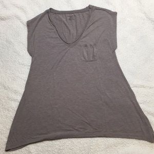 DKNY solid pocket tee size S
